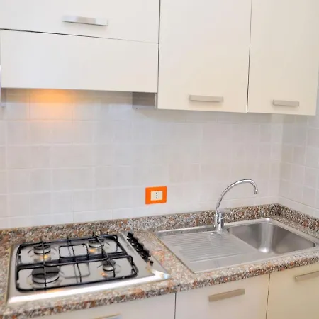 Apartment Welcoming Flat With Garden-view Terrace - Beahost